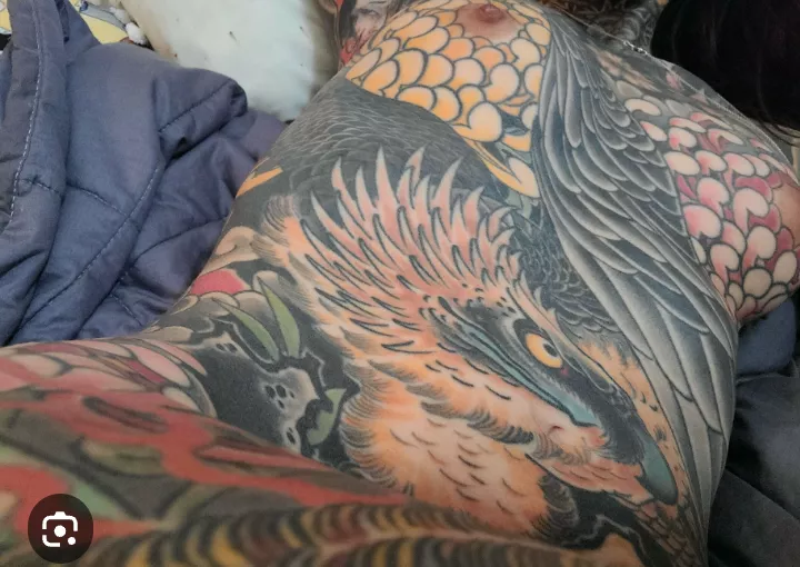 I could spend days kissing this tattoo