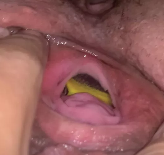 I love stuffing my pussy with random items!