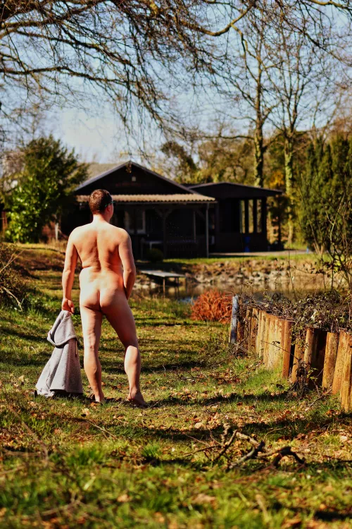 I Love when the sun Touch my Body