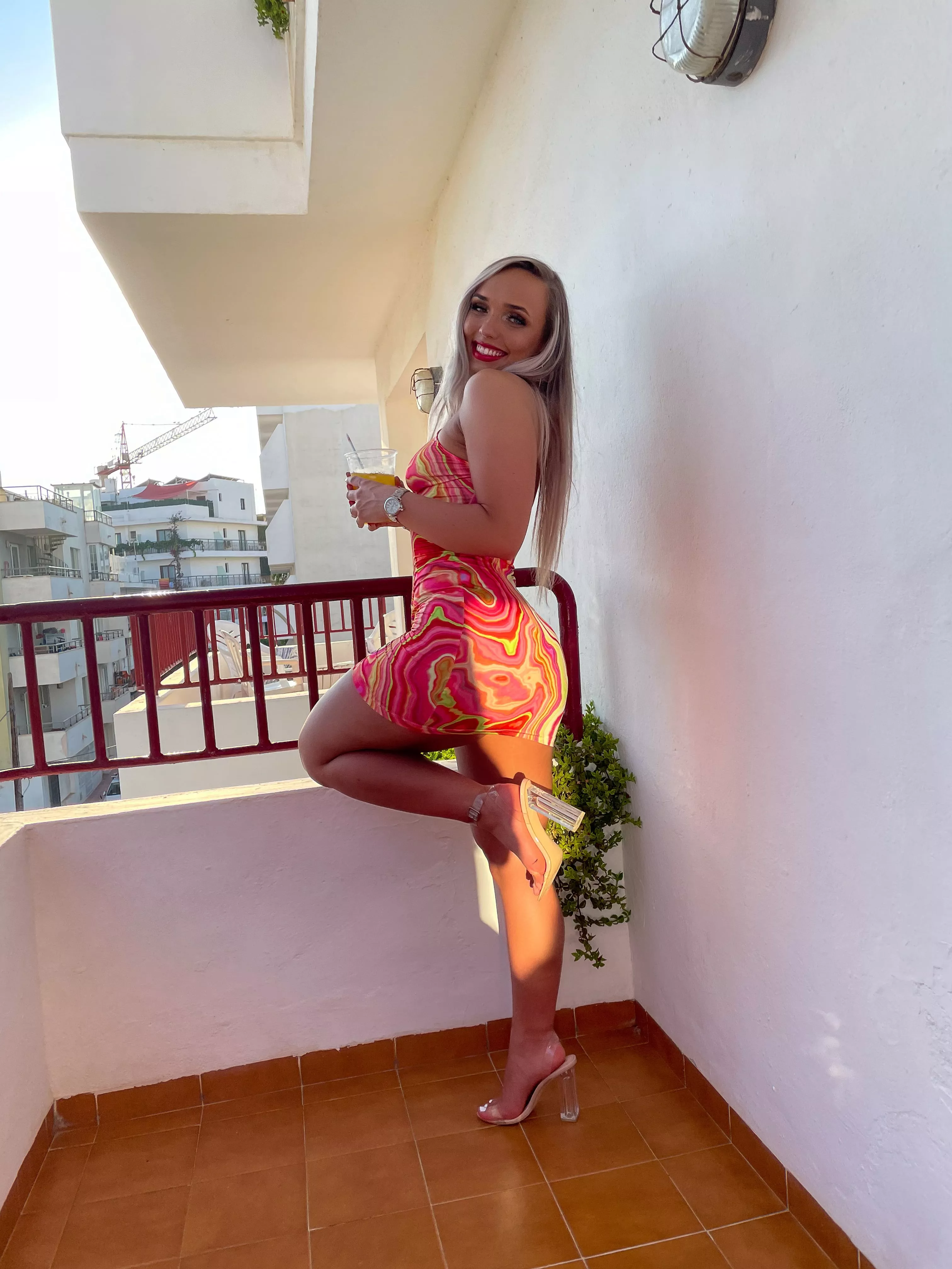 In this tight dress I feel more confident. Your thoughts about my dress?