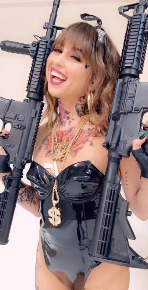 Riley Reid pulling out the big guns.