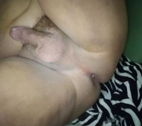 Spreading love and legs.