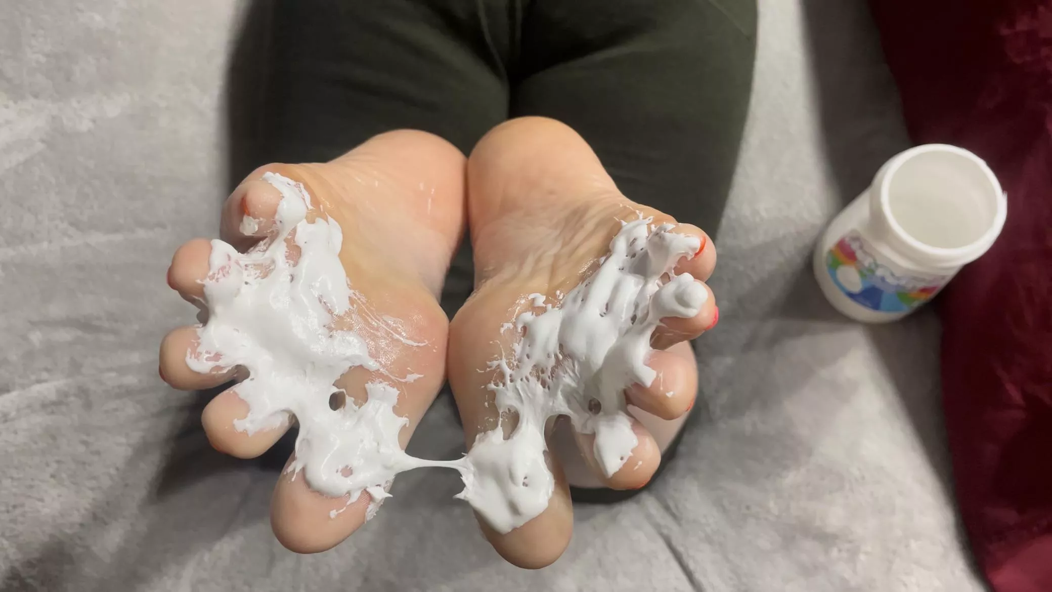 The Stay Puff Marshmallow Man came on my toes ;)