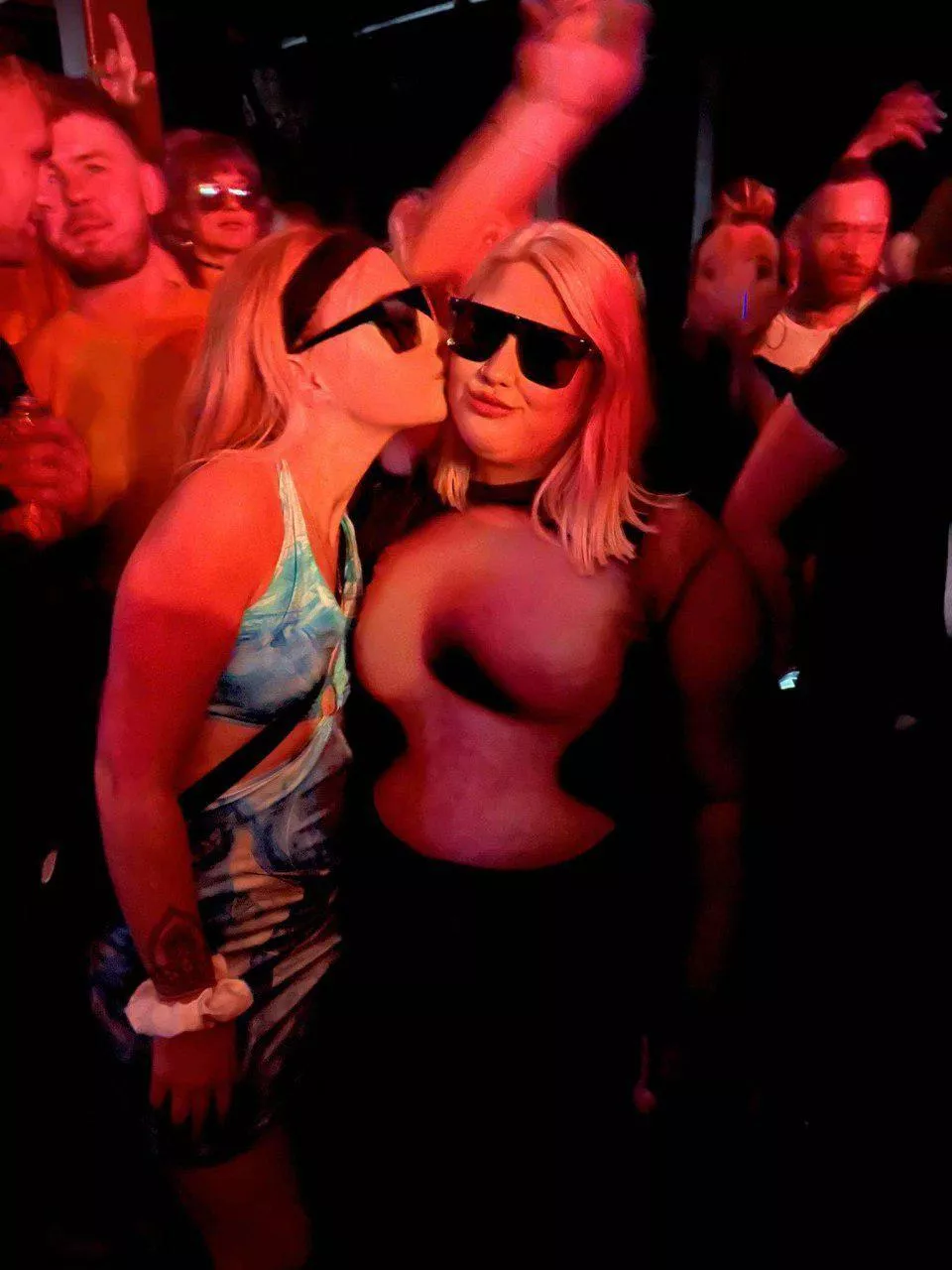 Which blonde rave slut are you fucking? Skinny or chubby?
