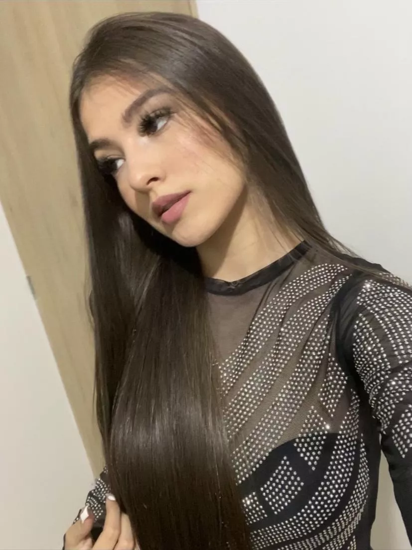 A classy colombian girl