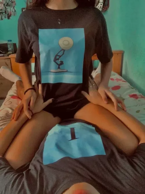 Anybody willing to be my lamp? 😔