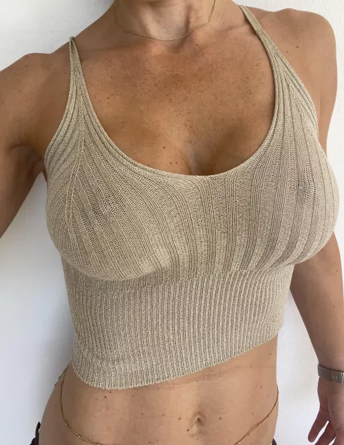 Braless croptops are my favourit…