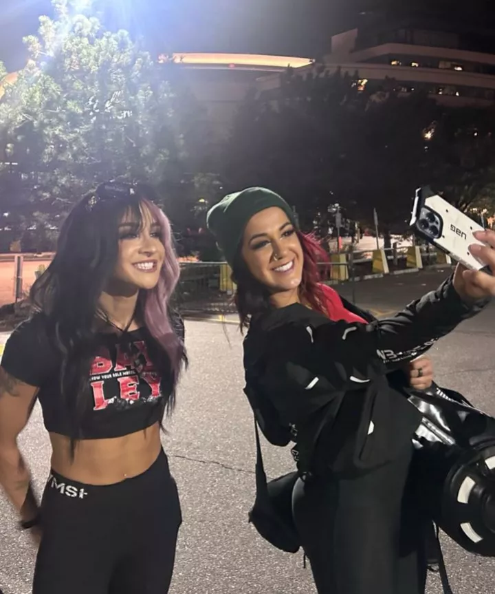 Dakota Kai & Bayley