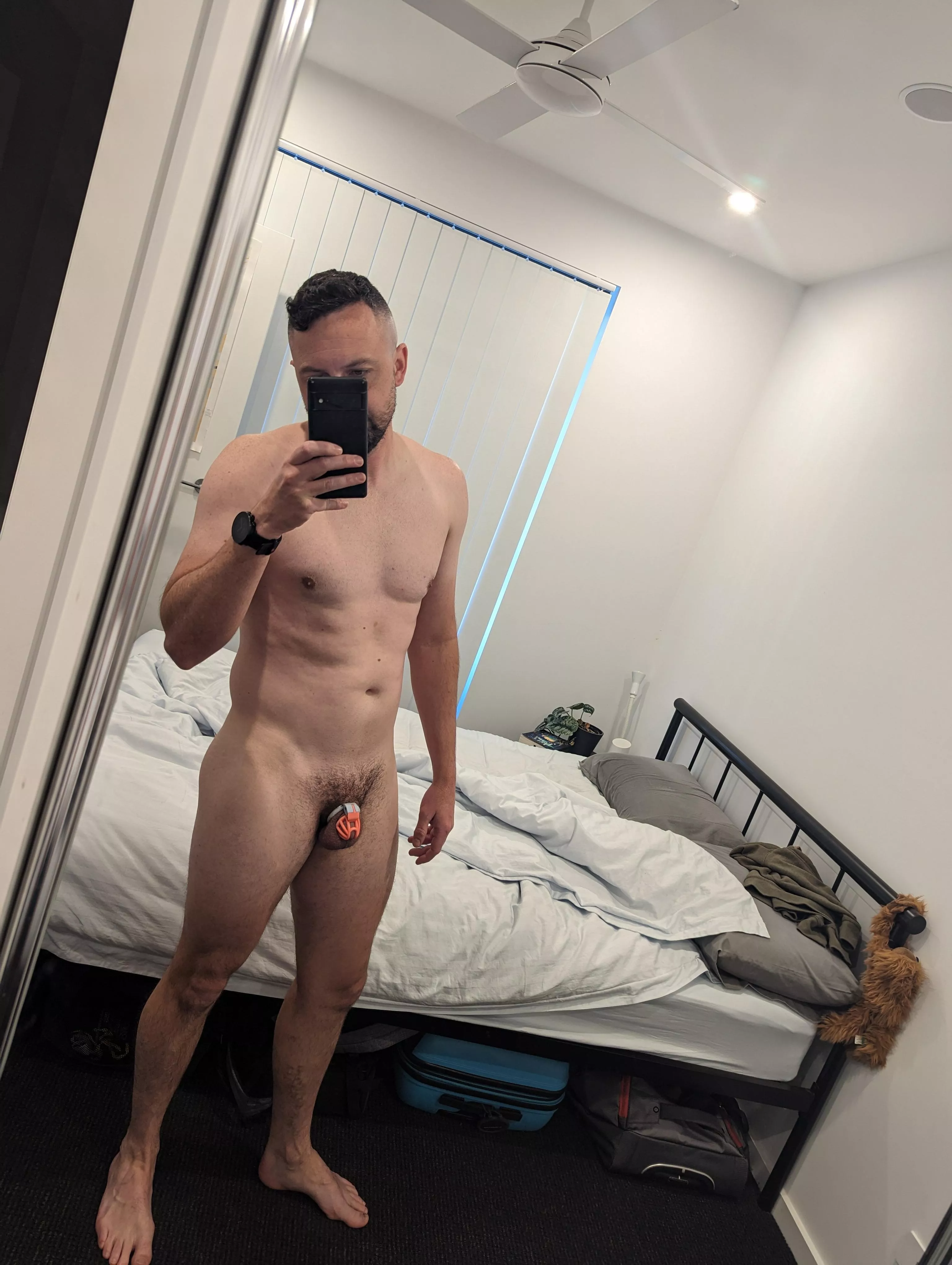 I exist to serve younger doms. 35m I exist to serve younger doms. 35m