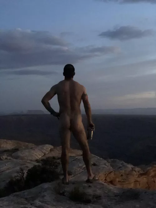 Waiting for the sun (rise)