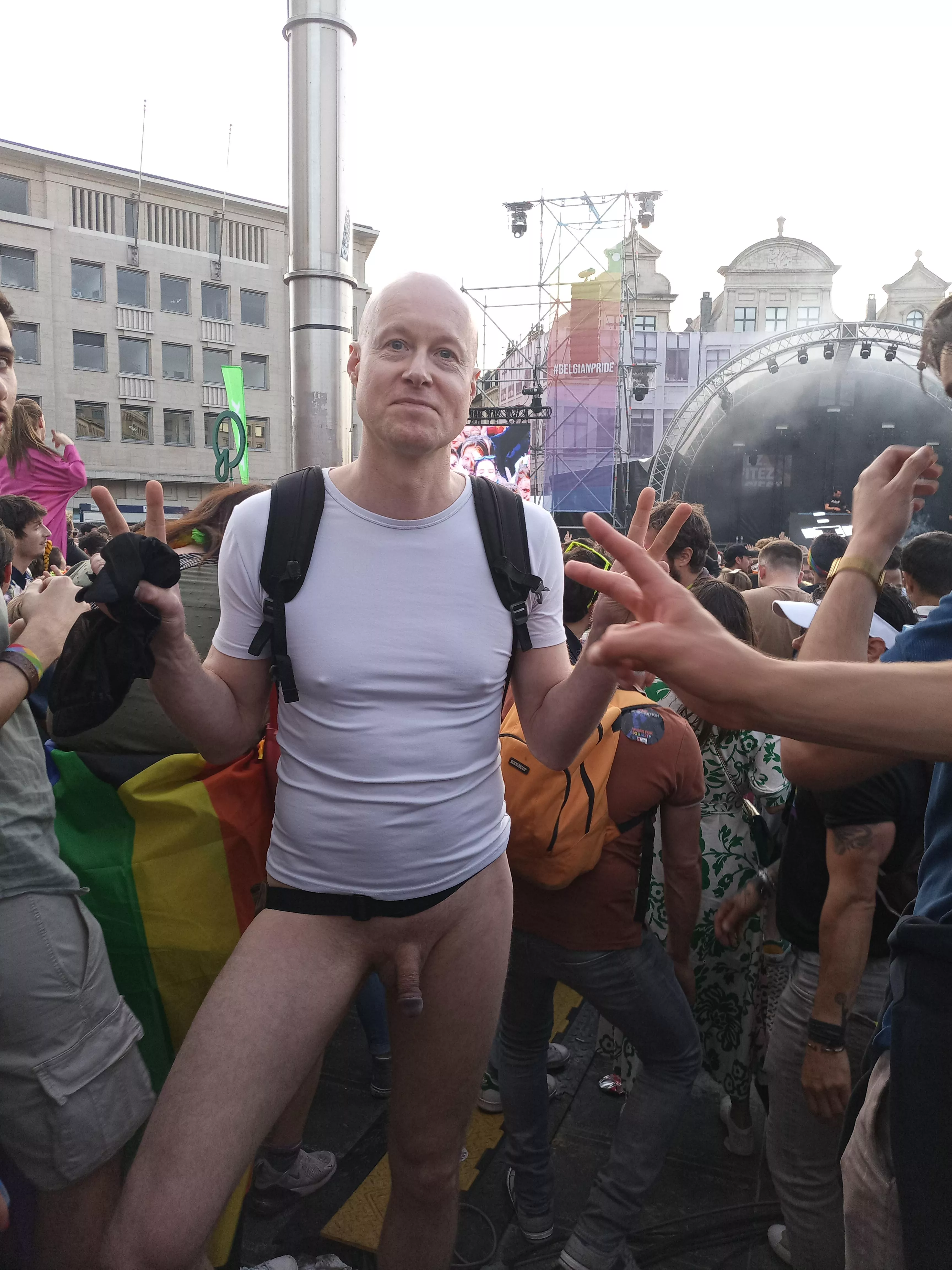 At Pride Brussels 2022 in the view of at least 5000 people who were standing more uphill, amazing how many positive reactions I had! Share this picture to motivate others to do the same!