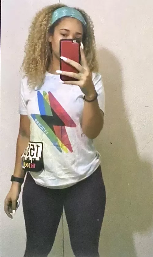 Busty and thick 😍🔥🔥