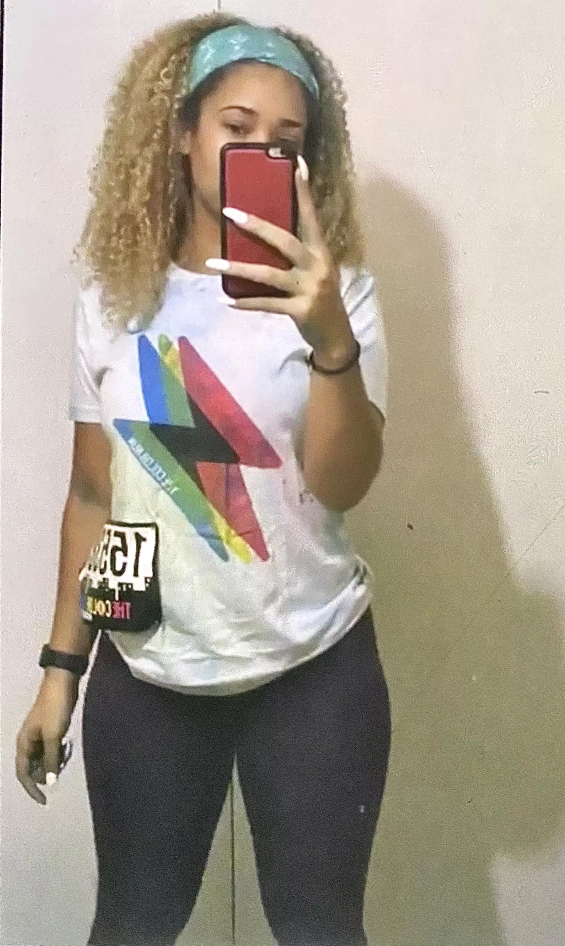 Busty and thick 😍🔥🔥