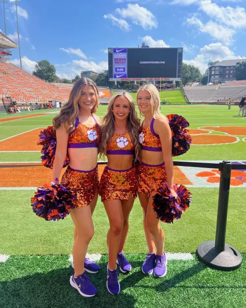 Clemson cheerleaders 231