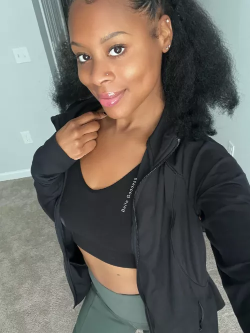 Happy Monday can I start your week off right ;)