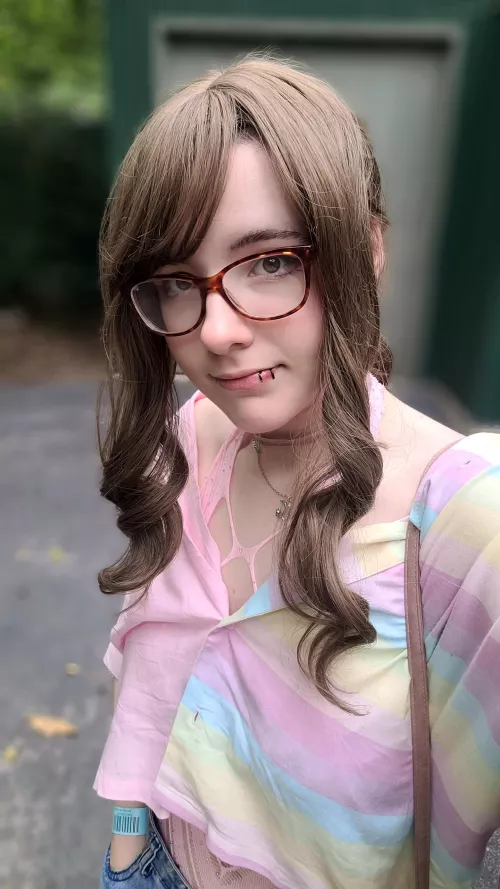 I think the lighting is nice in this pic :) ✨️🌞