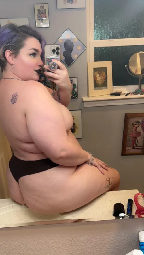 Let me smother you 😇