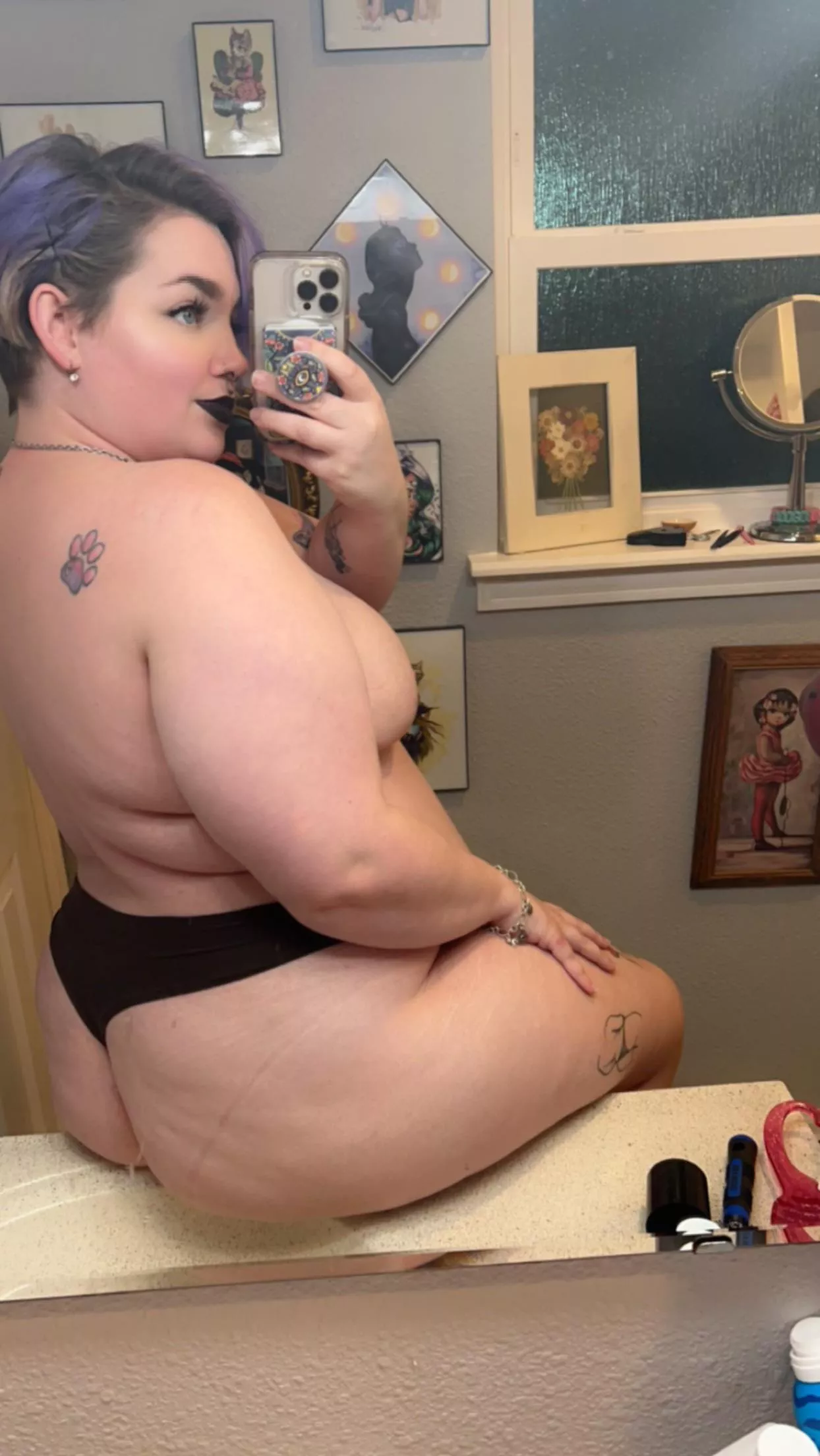 Let me smother you 😇