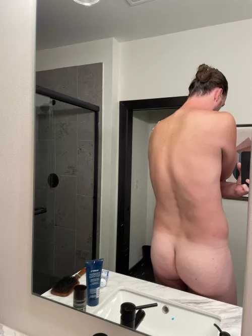 Man bun or man buns? (35)