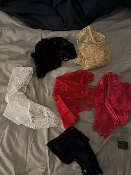 Mmmm decisions decisions 🤔🤔 help ?