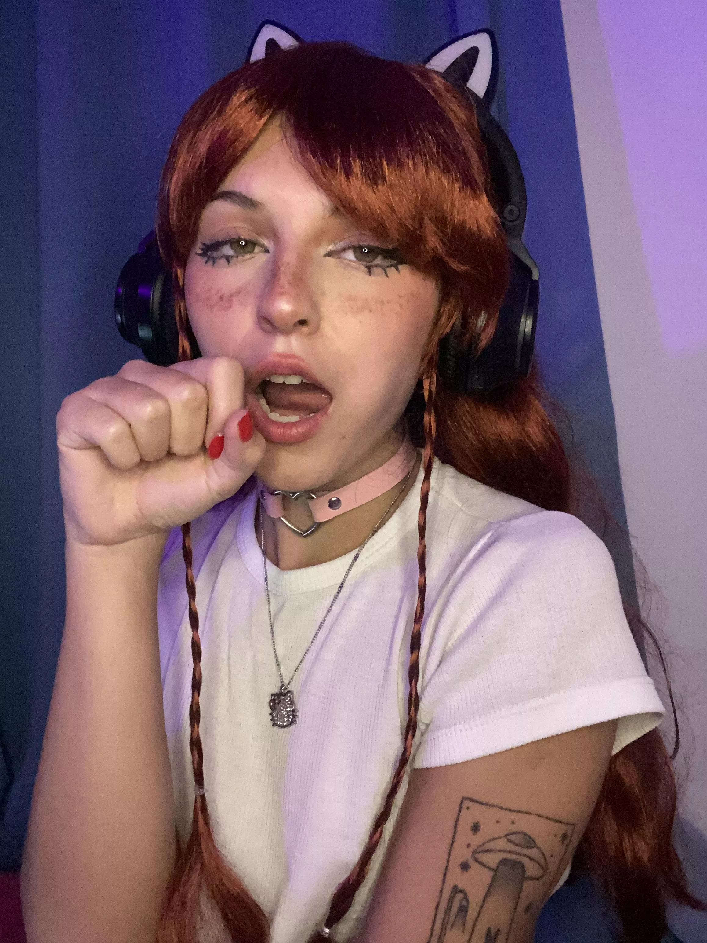 My application to be your E-girlfriend