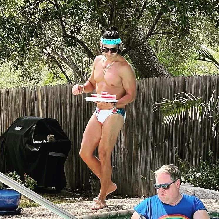 When you finally get to live out your shot boy dreams at 45! 😂 Happy Monday everyone! When you finally get to live out your shot boy dreams at 45! 😂 Happy Monday everyone!