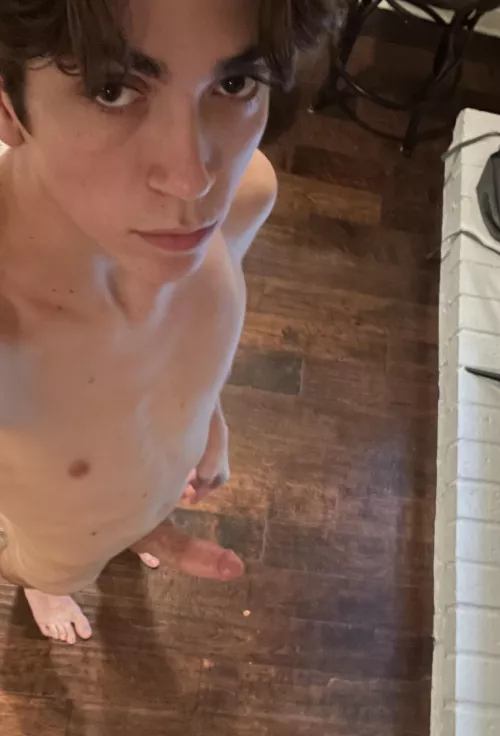 You know what they say about big feet