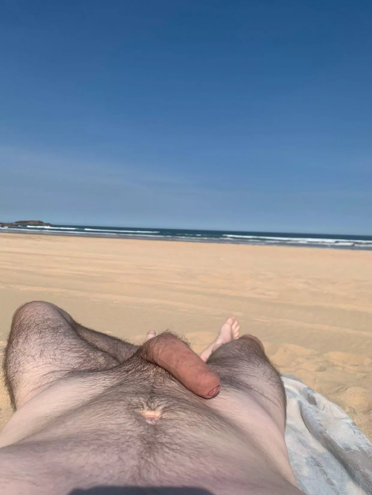 20, just had my first time at a nudist beach!!