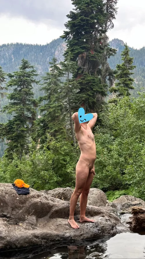 Can’t quite let go of summer hiking