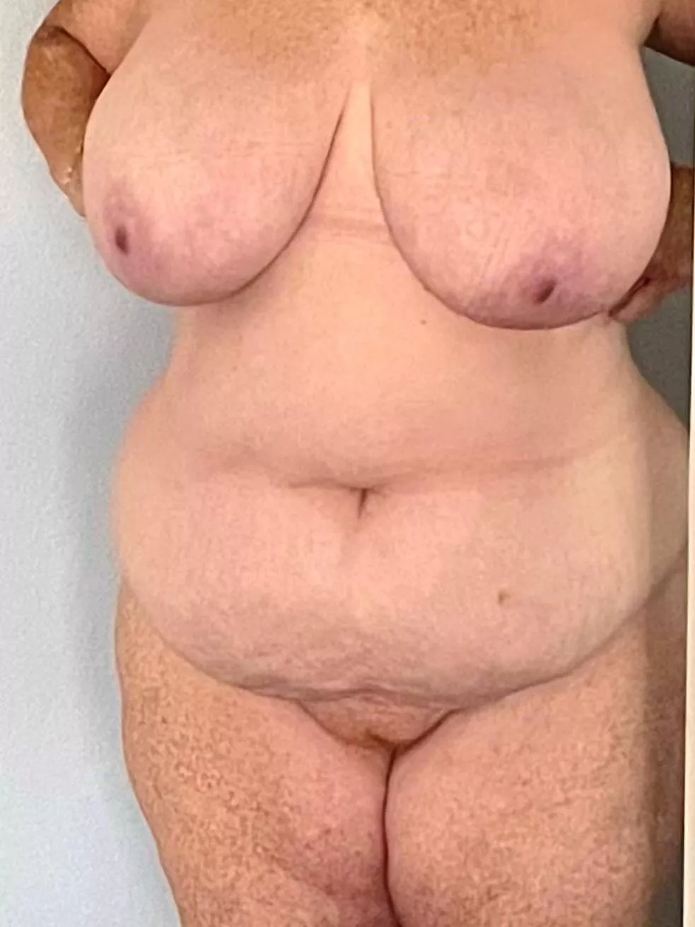 Happy titty Tuesday. 54 year old ginger natural size N tits