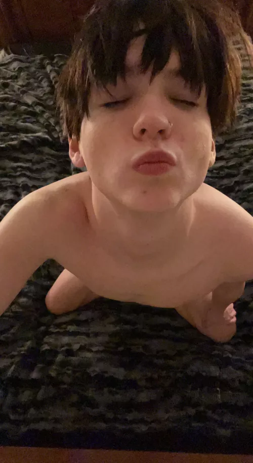 I'll let you assert dominance, daddy 😩🥵