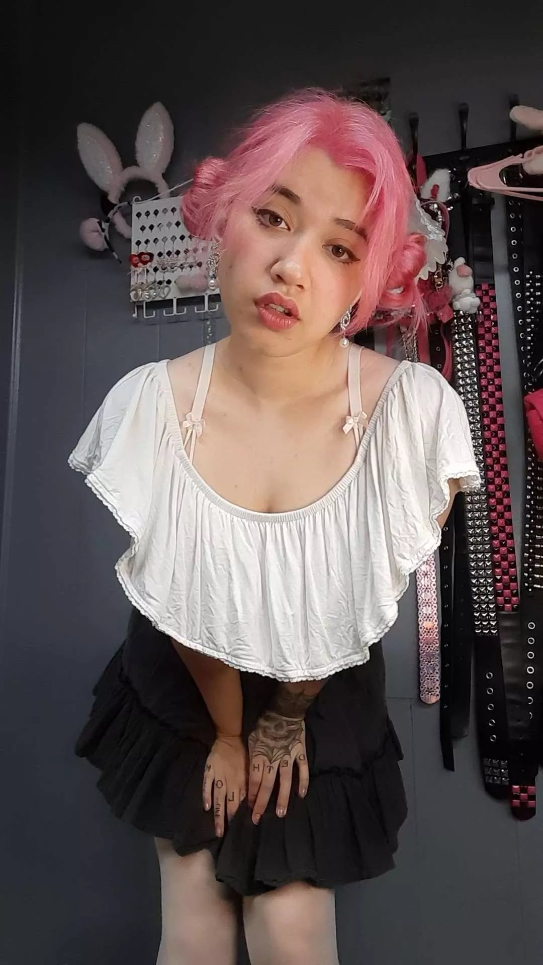 Is this hairstyle cute on me? :3