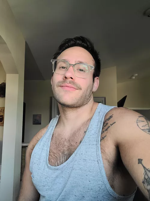 Nothing like unwinding after work, hope y'alls Monday was decent