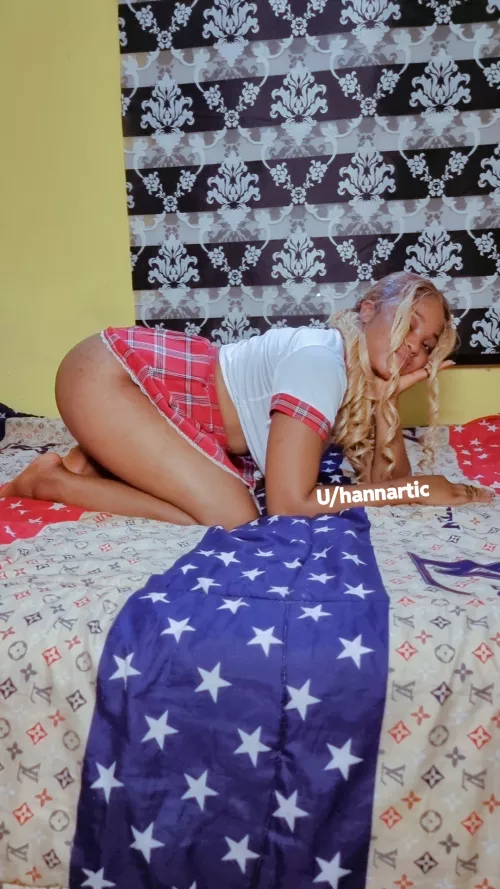 Petite N___r whore available for BWC cum dumping. Hmu on snapchat, kik and telegram @: Hannartic. Buyers only!!!