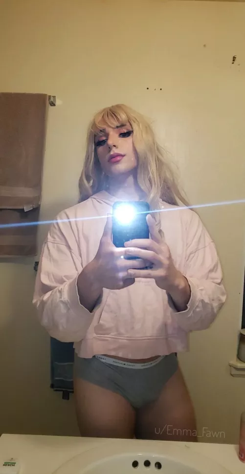 Would you be friends with a girl like me? 🥺