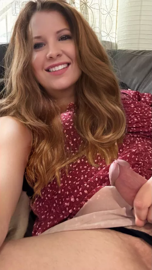 Any guys or girls willing to suck me till I burst? I'll return the favor ♥️