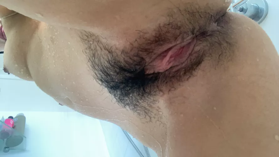 Do you guys like my hairy [h]oles?