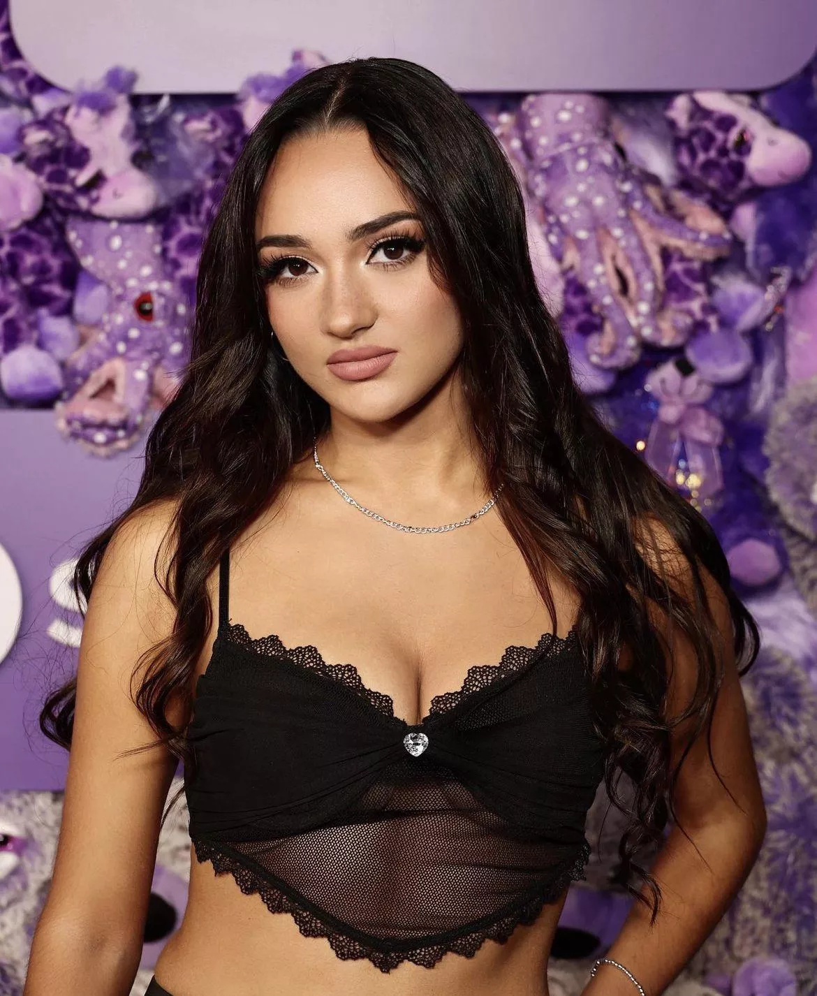 do you prefer modest or revealing? | maddie joy