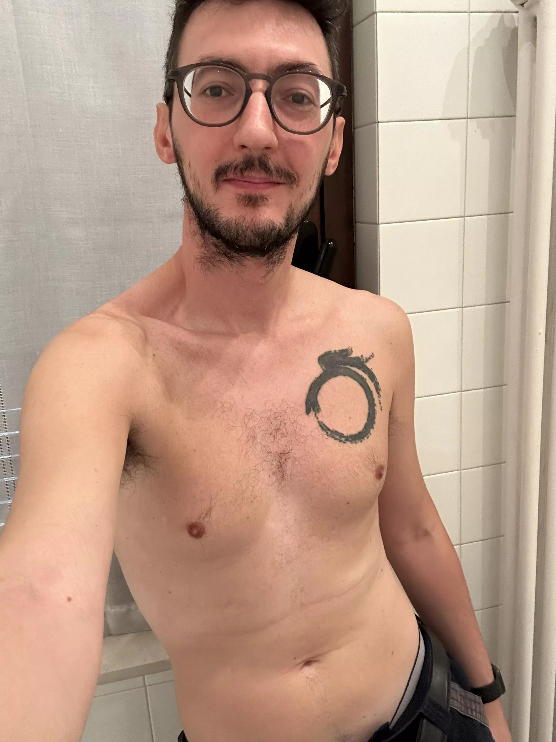 Finally home from work. Tome to play some games :)