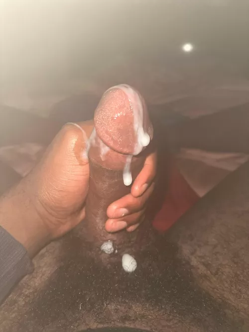 Follow me on Grindr at 🍆eater