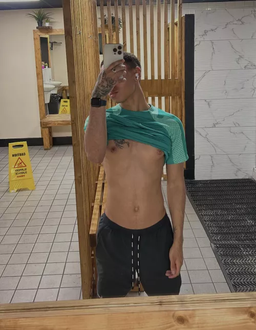 π GAINER DAY AT THE GYM DONE πͺπ½