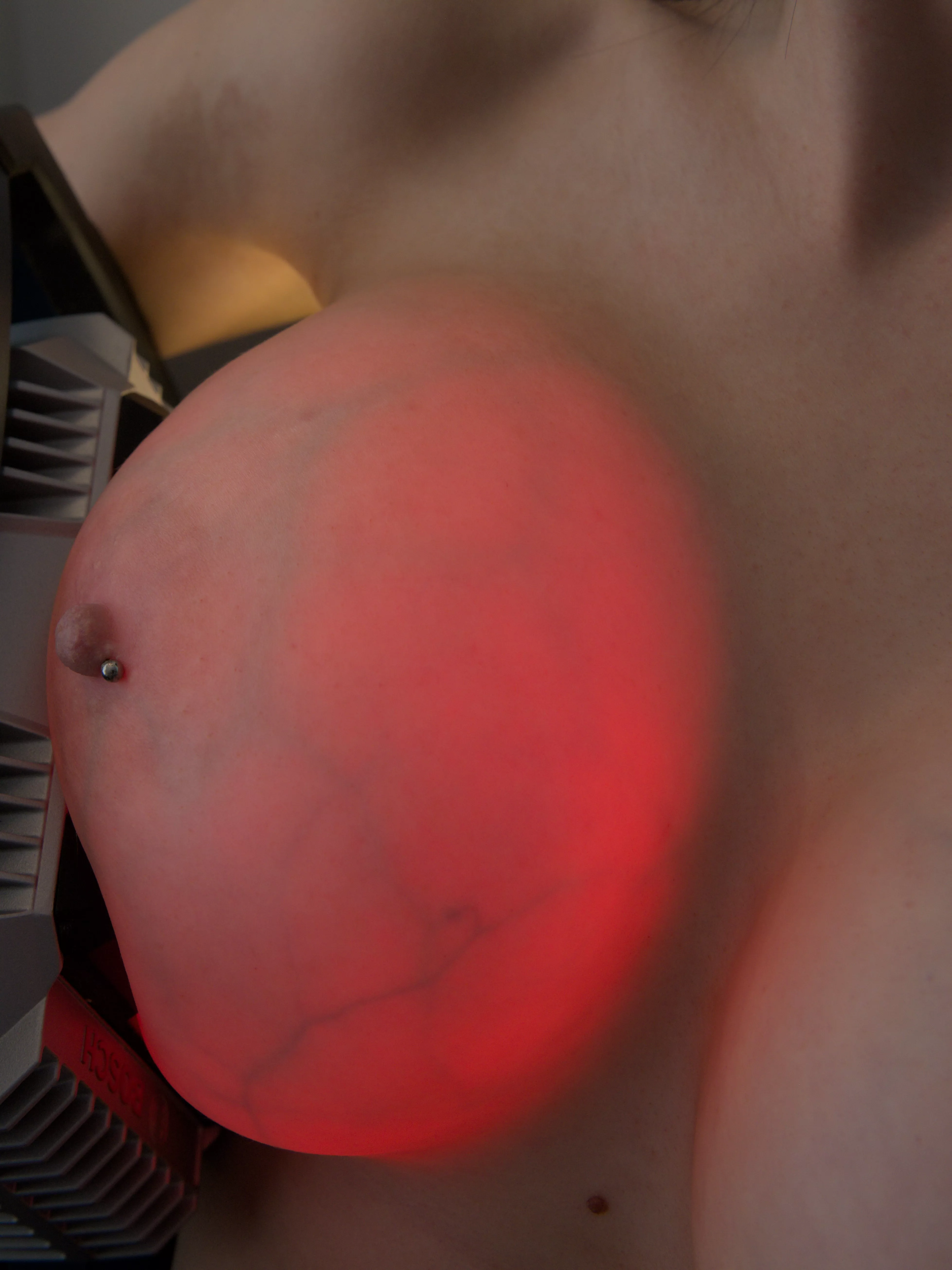 Have you ever seen a boob at such a level of detail?