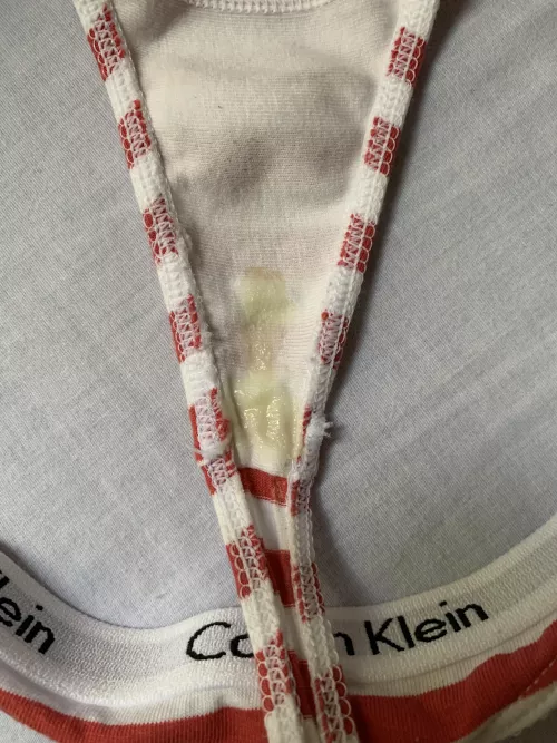 I love it when I take off my panties and see a fresh cream stain ;)