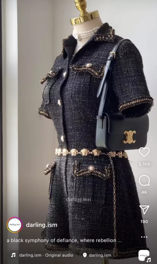 I’ll never understand how people can comfortably wear rompers/jumpsuits WITHOUT diapers. Having to get almost completely undressed to use the restroom? Like what?