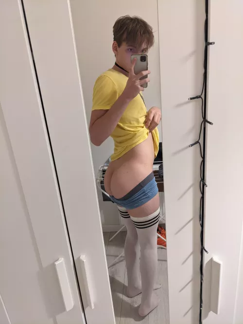 Just trying to look cute 💕