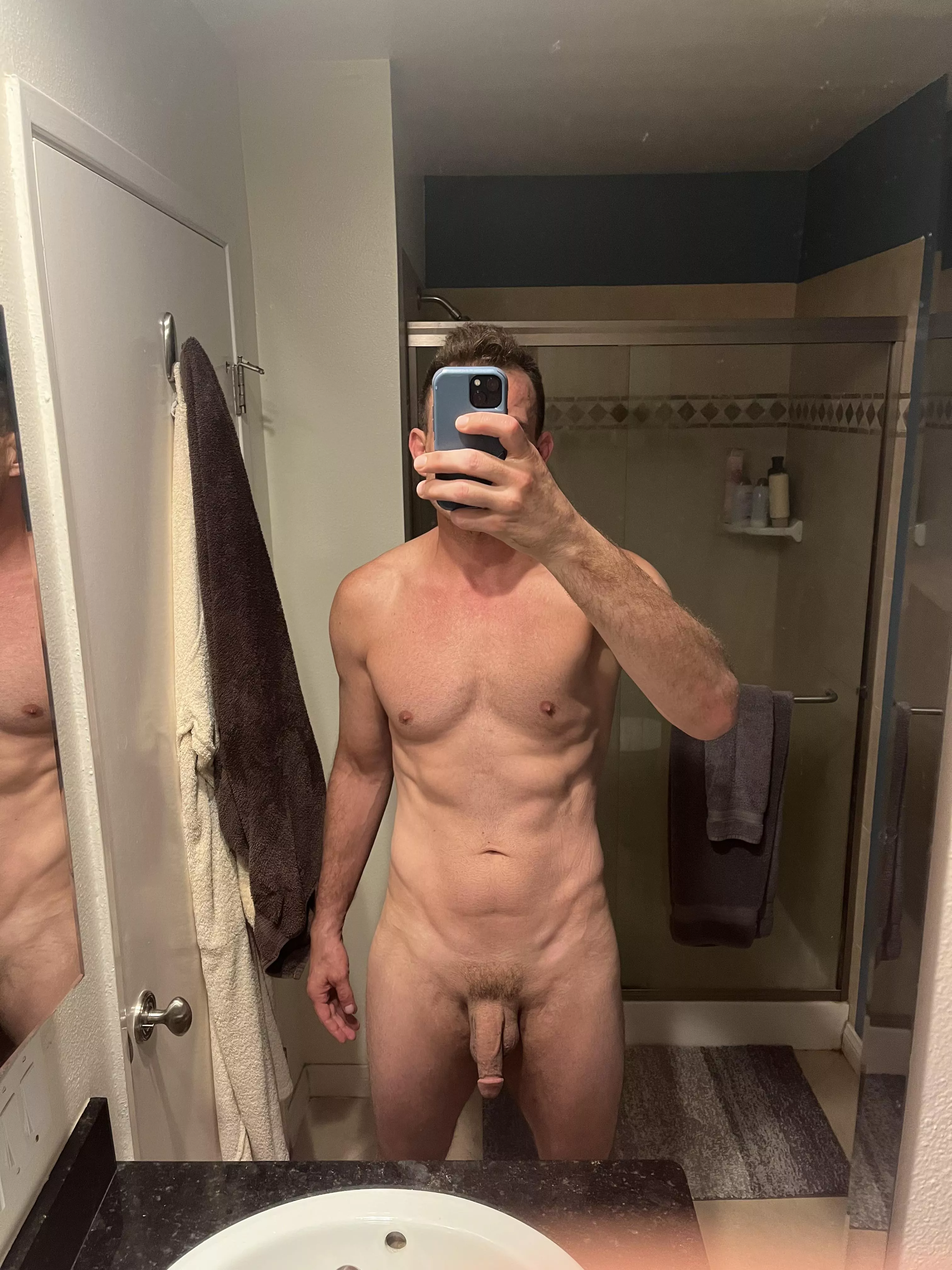 (M) A little after shower selfie.
