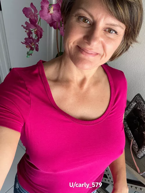 No time for a bra today. Do you think anyone noticed?