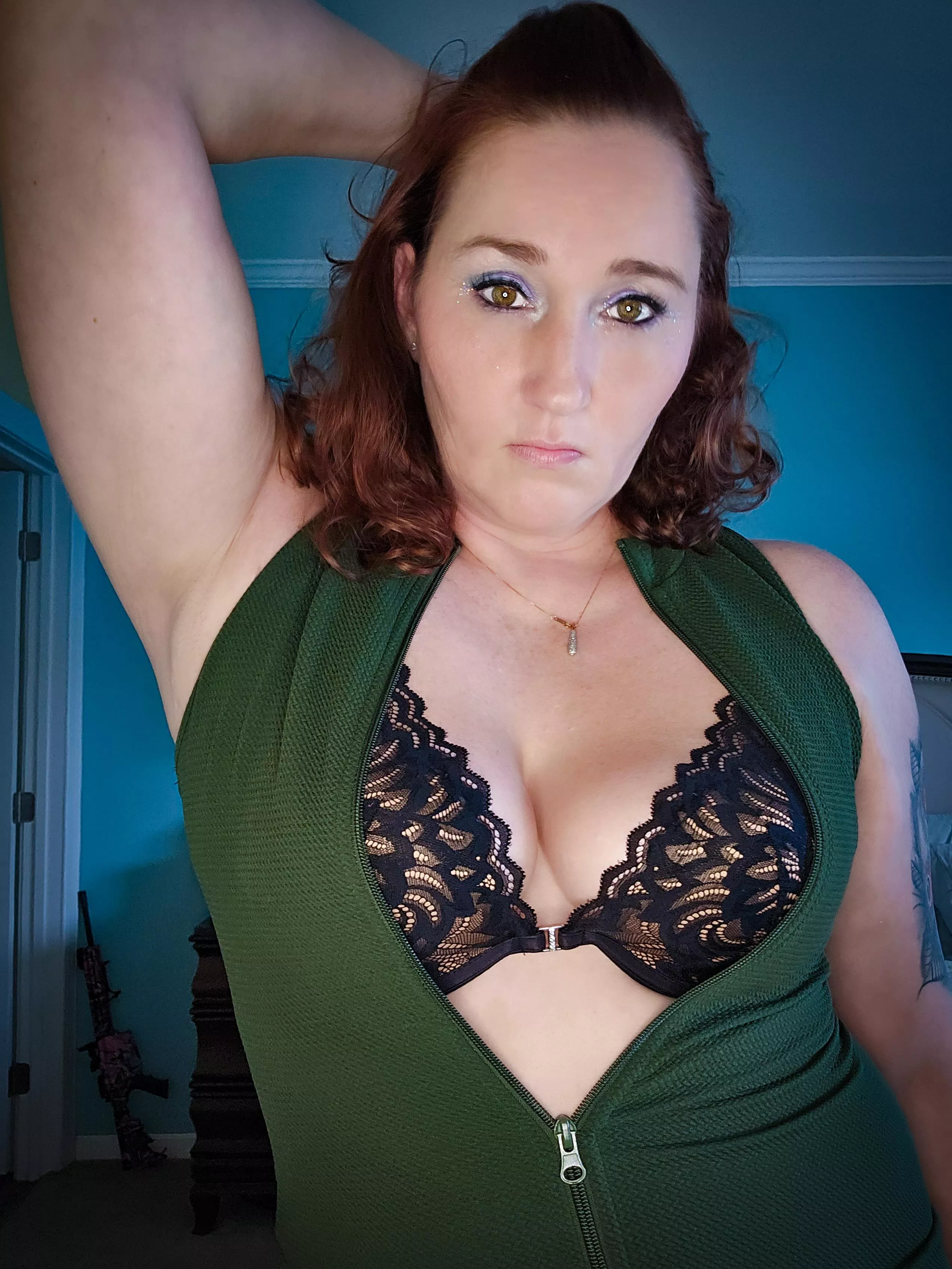 Sexy new dress, the girls wanted to say hi.