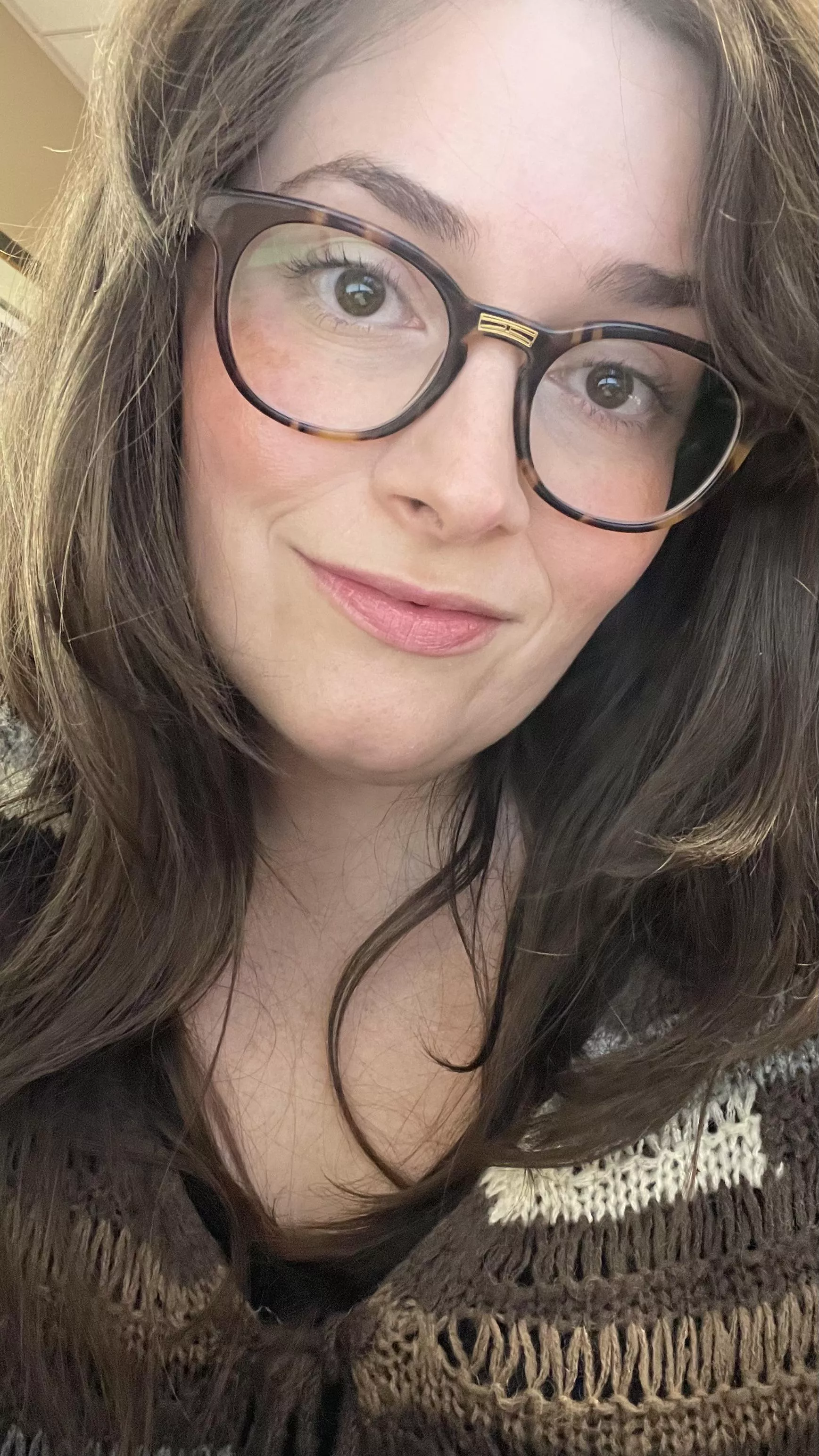 Sleepy morning selfie😴