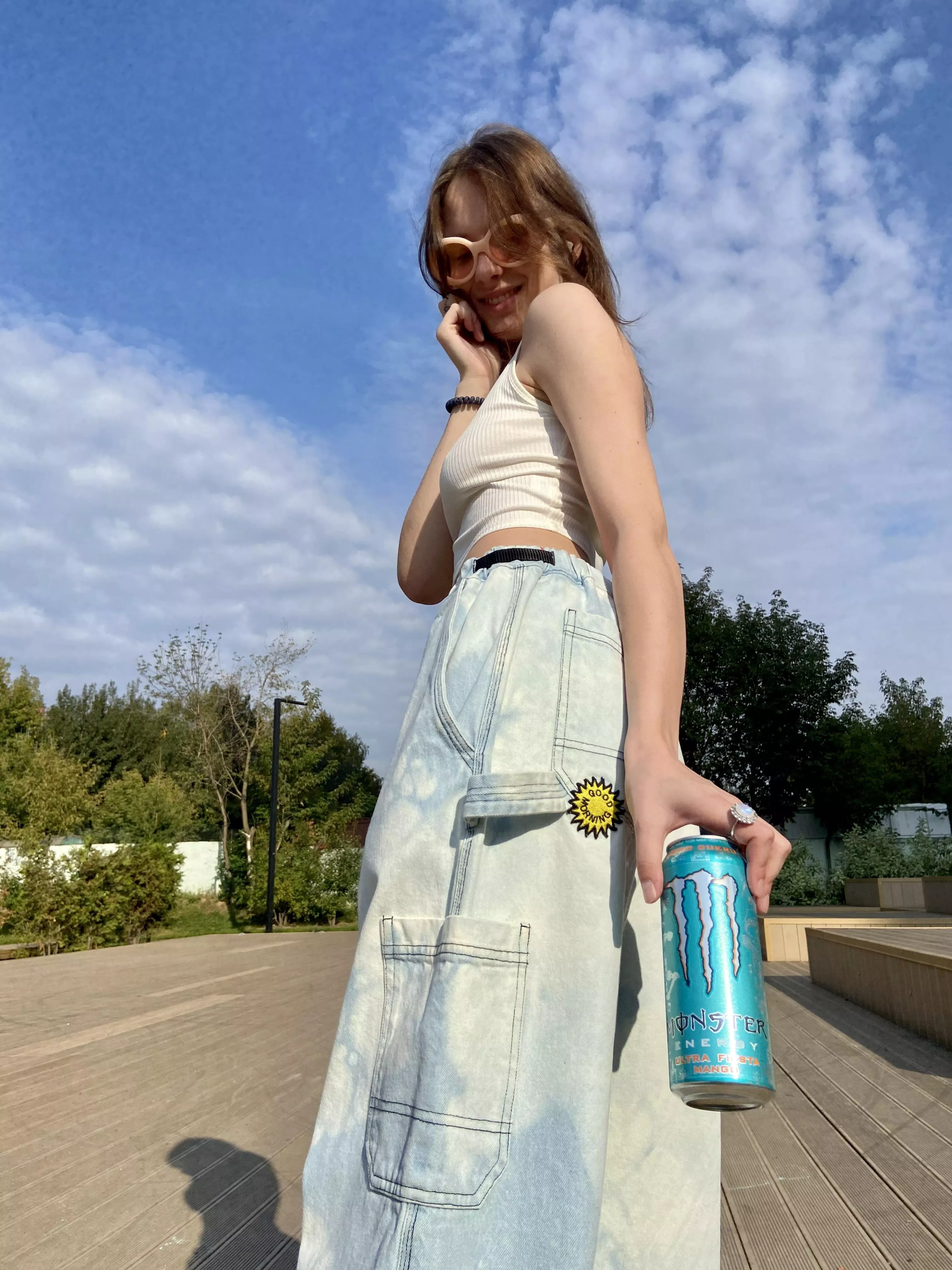 Sunny day makes me horny (not a monster ad unfortunately lol)